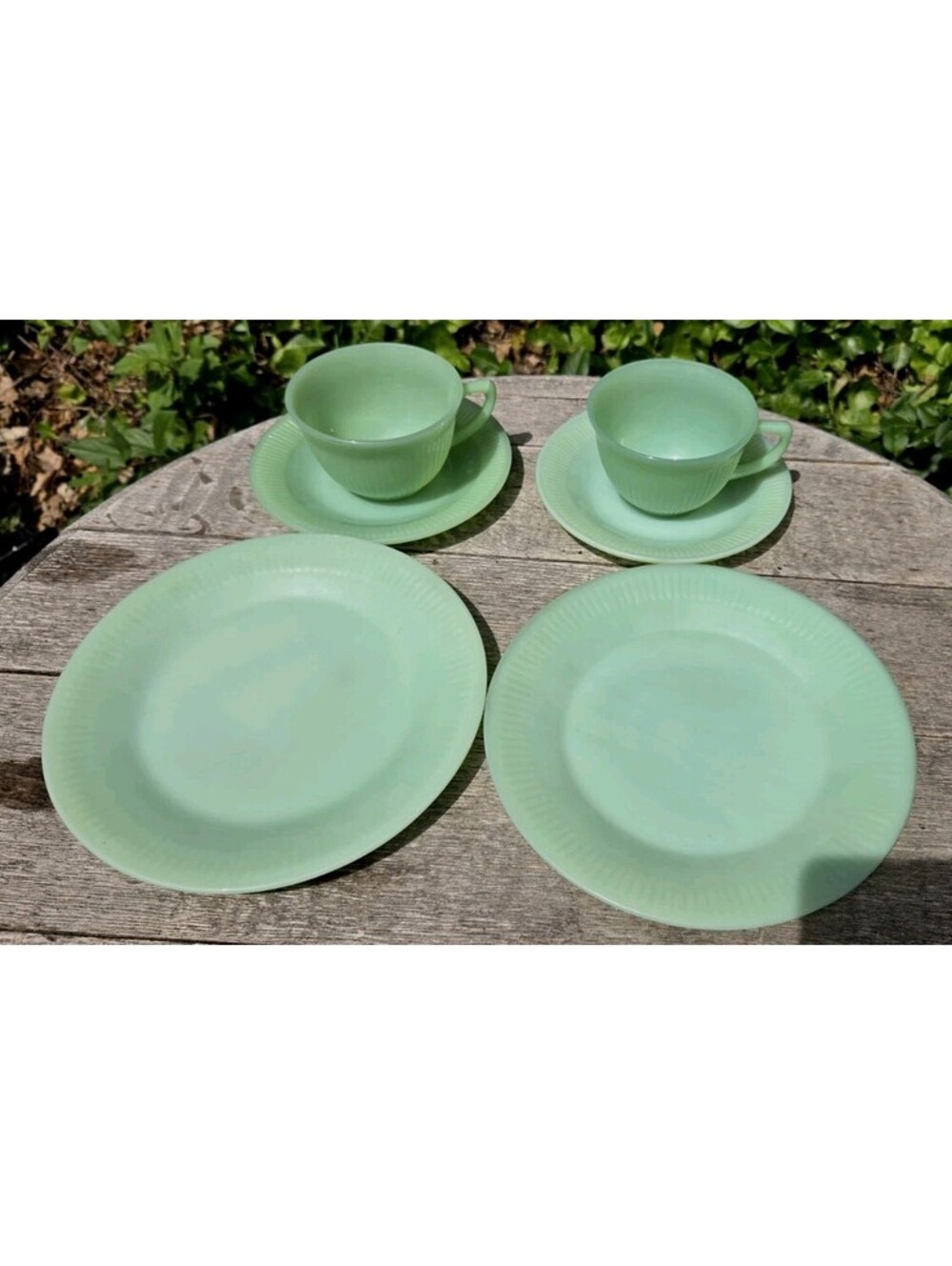Vintage Fire King Jadeite Ribbed Cup And Saucer 2 Sets & 2 Luncheon Plates 7.7"